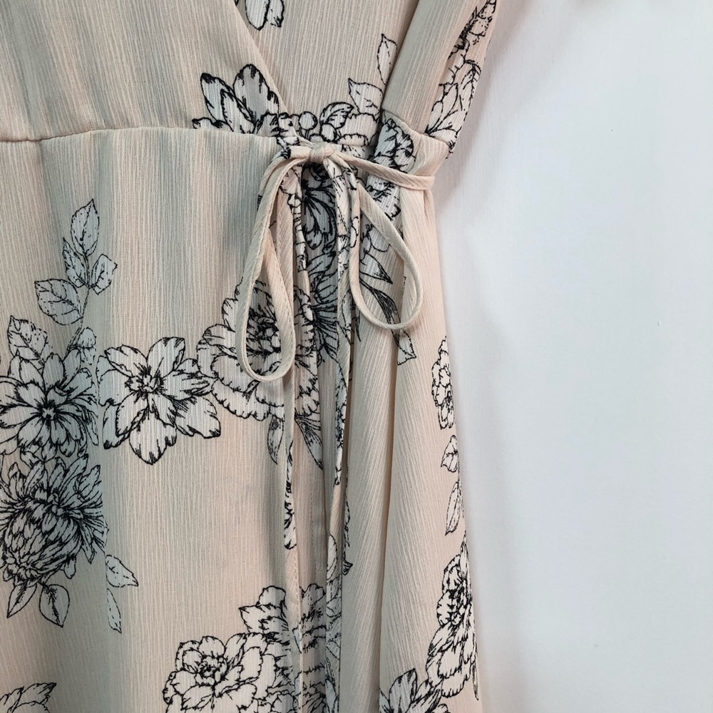Lush blush floral wrap mini dress size M - Picture 6 of 6